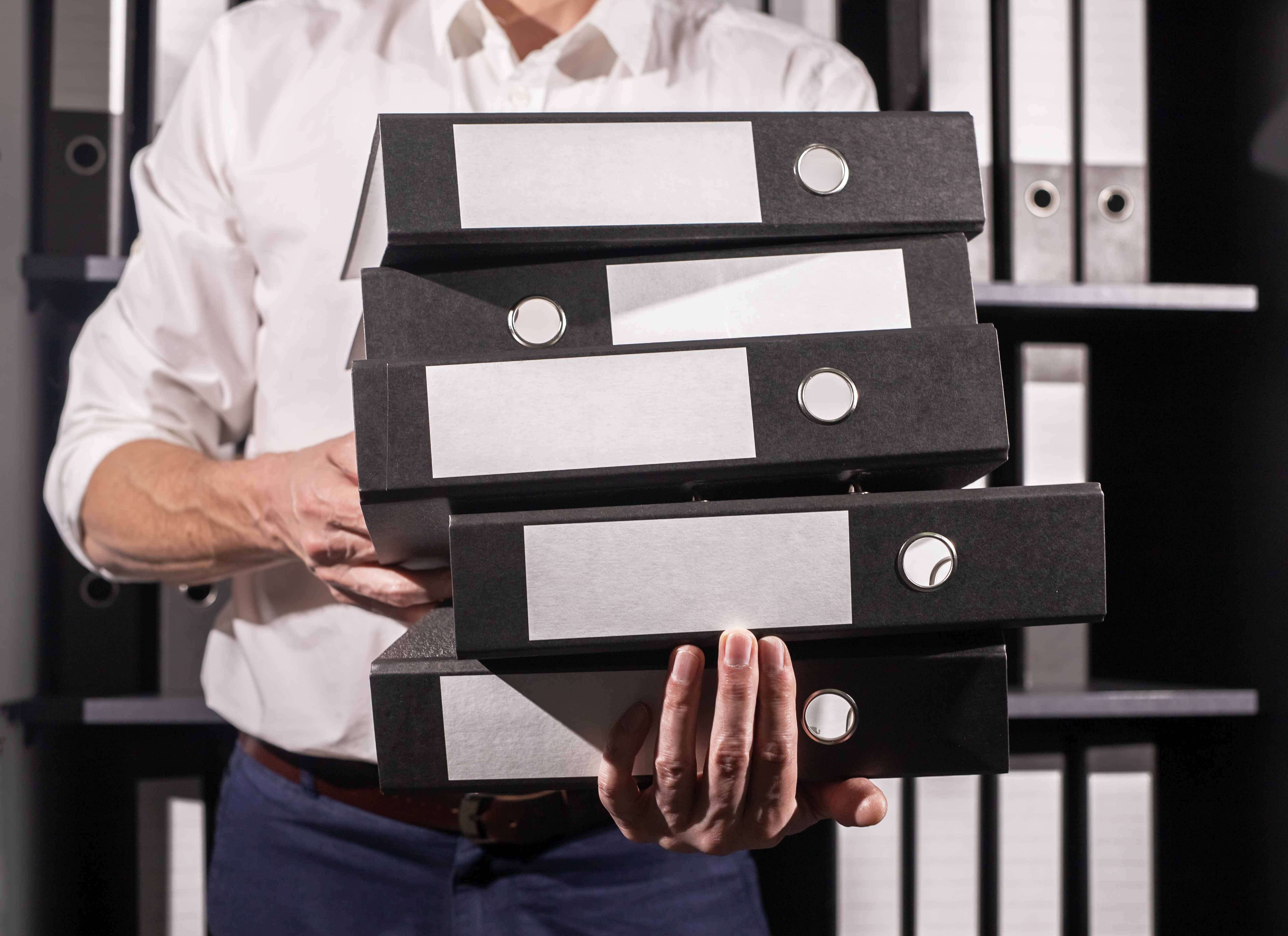 Архивное хранение кадровых документов